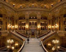 Le grand escalier de l'opéra Garnier